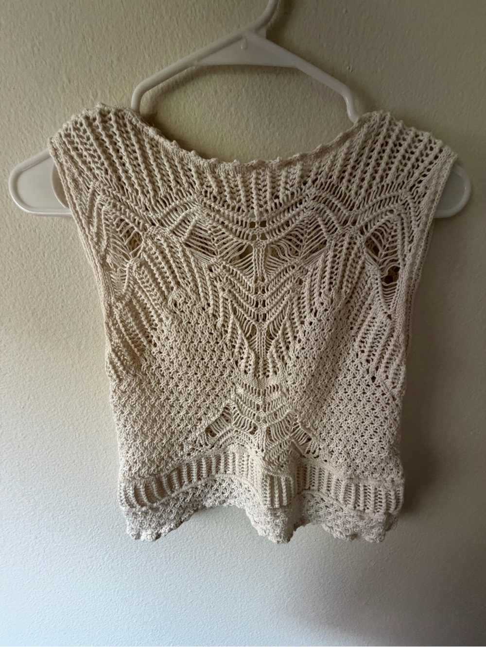 Abercrombie Crochet Knit Sleeveless Top